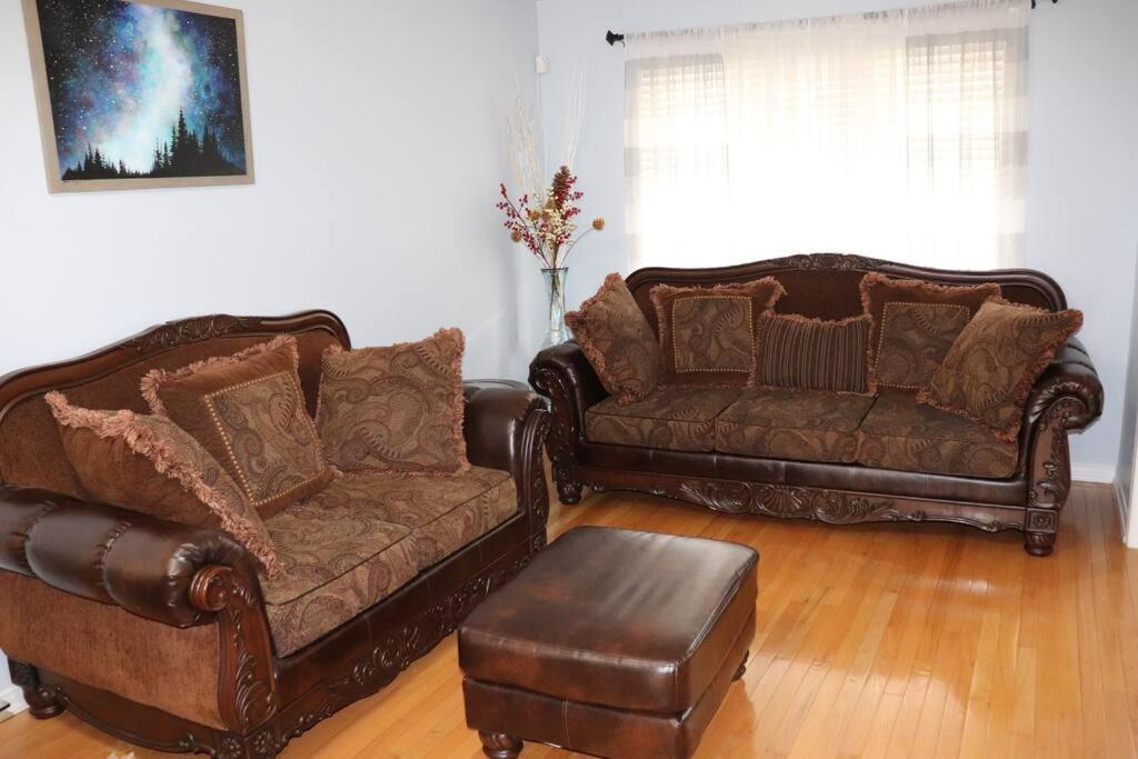 Entire 4 Bed Room Detached Residential Home Ajax Bagian luar foto