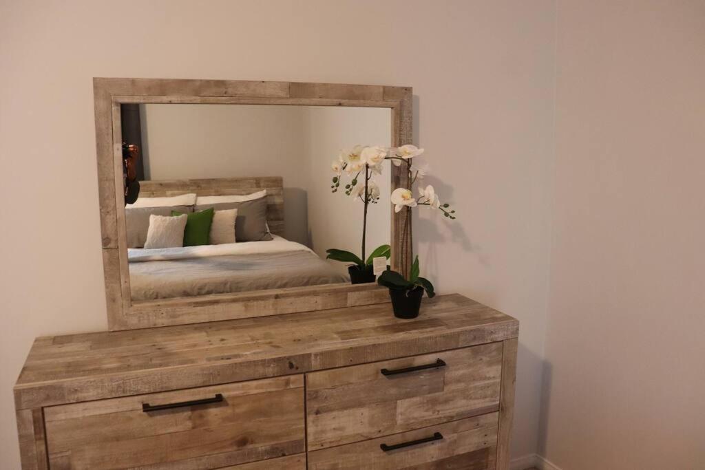 Entire 4 Bed Room Detached Residential Home Ajax Bagian luar foto